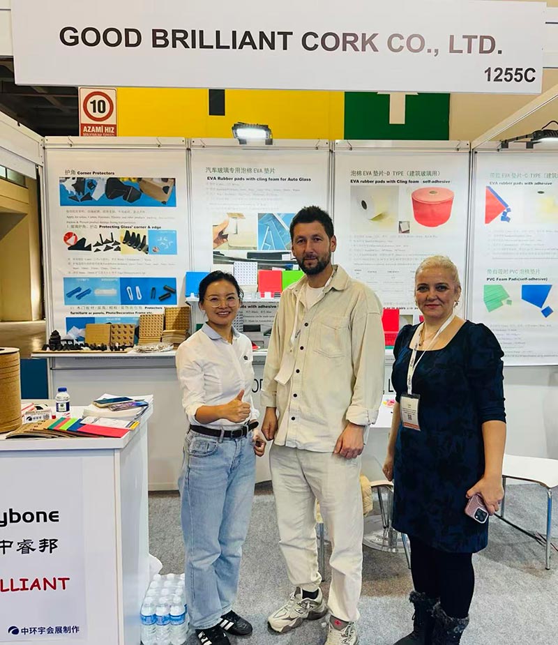 Ένα πλήρες δοχείο στο δρόμο του προς το Ηνωμένο Βασίλειο!